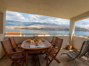 New&Charming Sea view M&M apartment in Pag